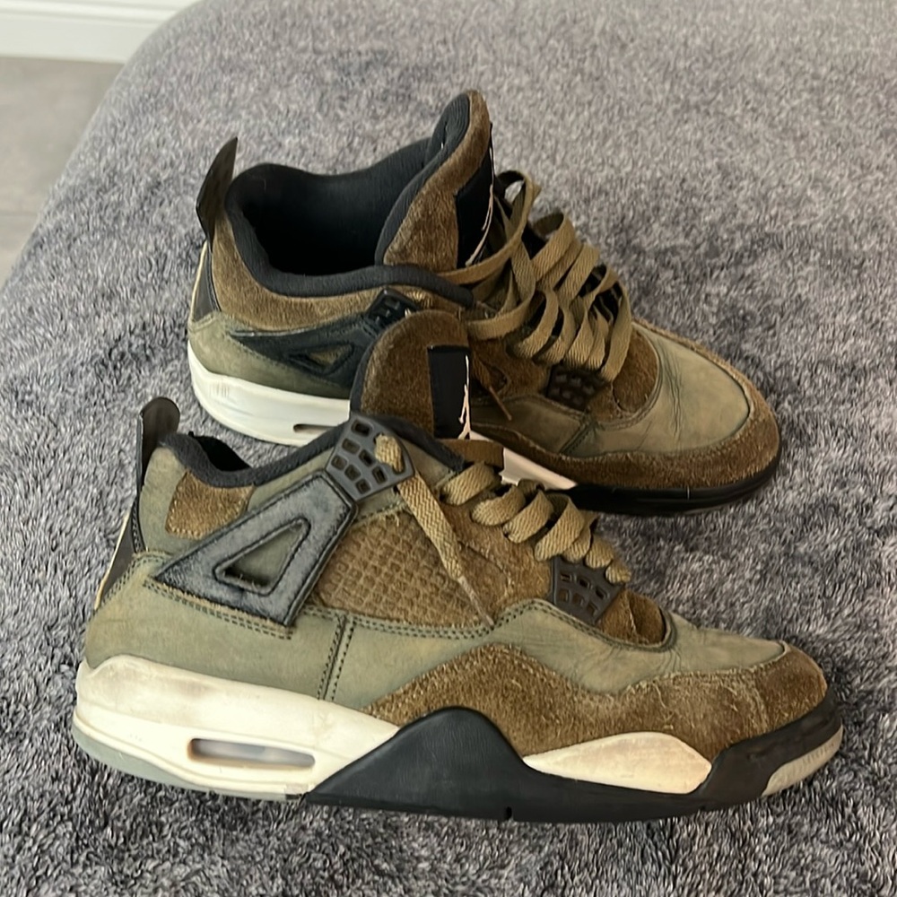 Air Jordan 4 Retro SE Craft “Olive” 2023